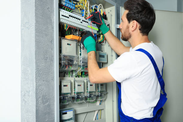 Best Electrician for Home Renovation  in Deerfield, WI
